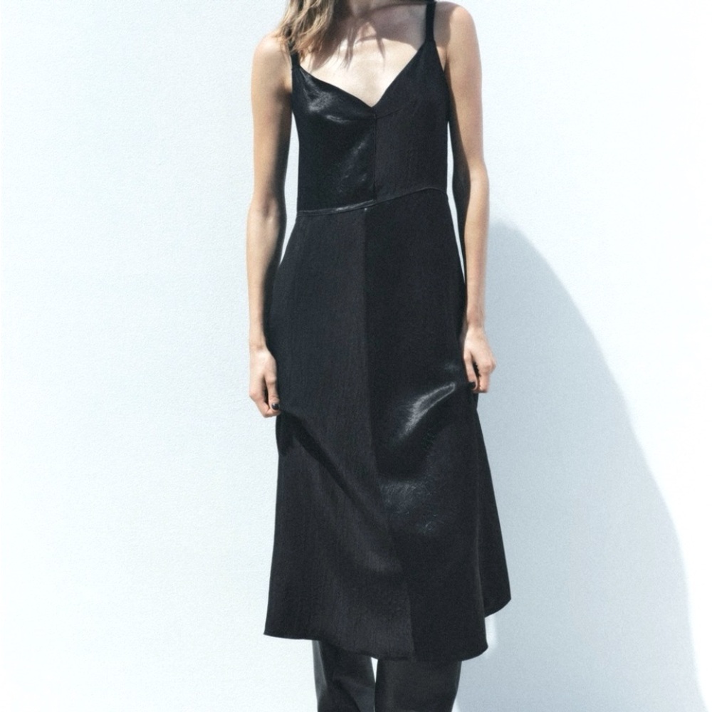 ZARA BLACK SATIN ACETATE MIDIDRESS